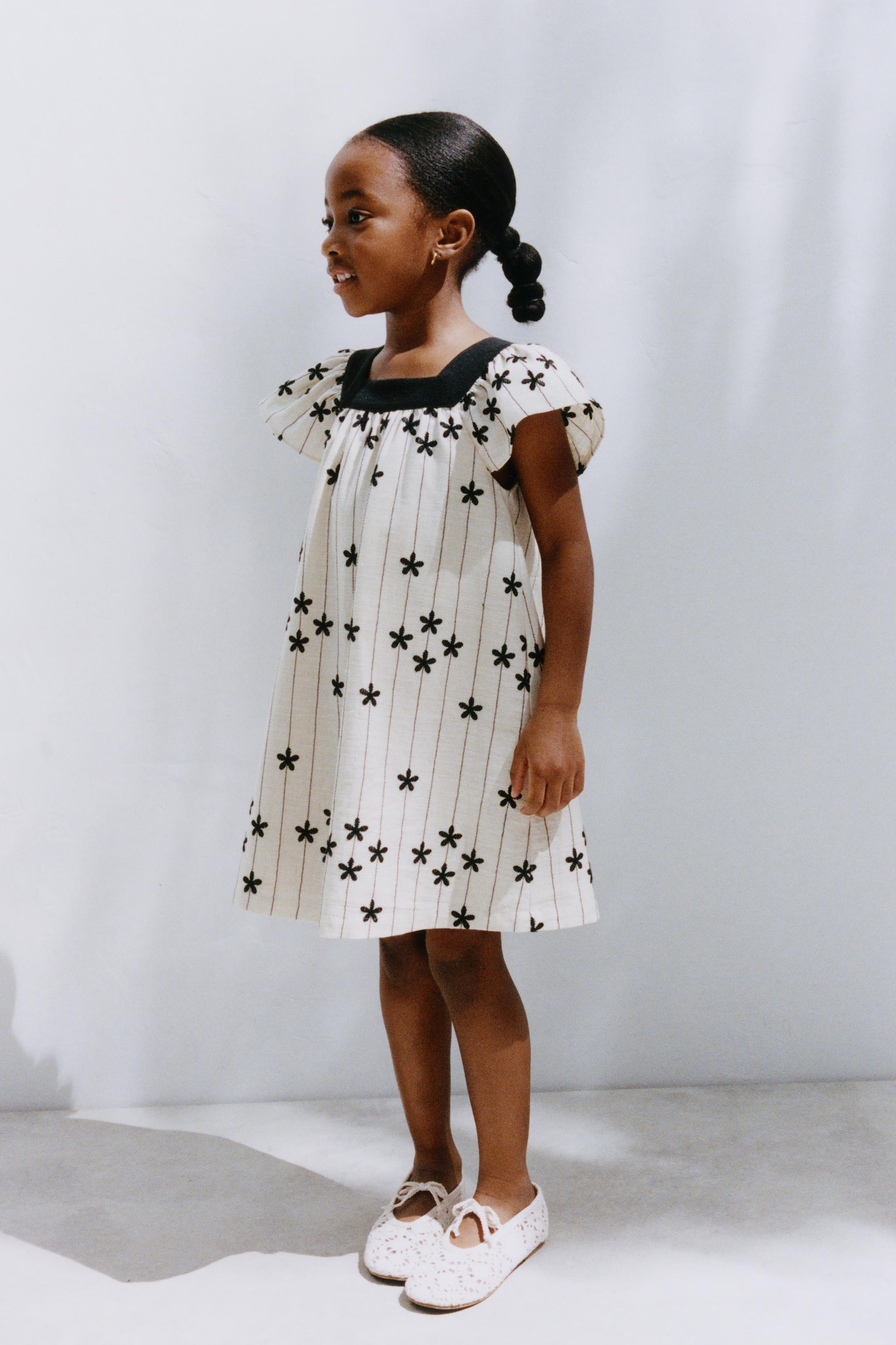 EMBROIDERED FLORAL DRESS